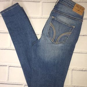 Hollister Jeans Size 3R